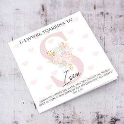 S - Initial First Holy Communion Card for Girls, with bible verse ĠW 6,35 and light pink heart background in Maltese