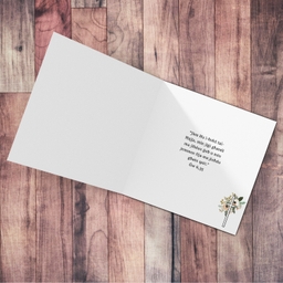 Cousin - Light blue with cross and florals Holy Communion Card in Maltese for cousin