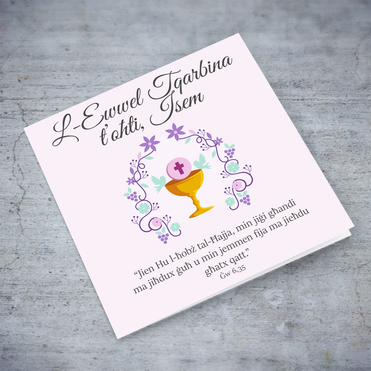 Holy Communion Card for Sister featuring a chalice and pink background (Personalisable) 