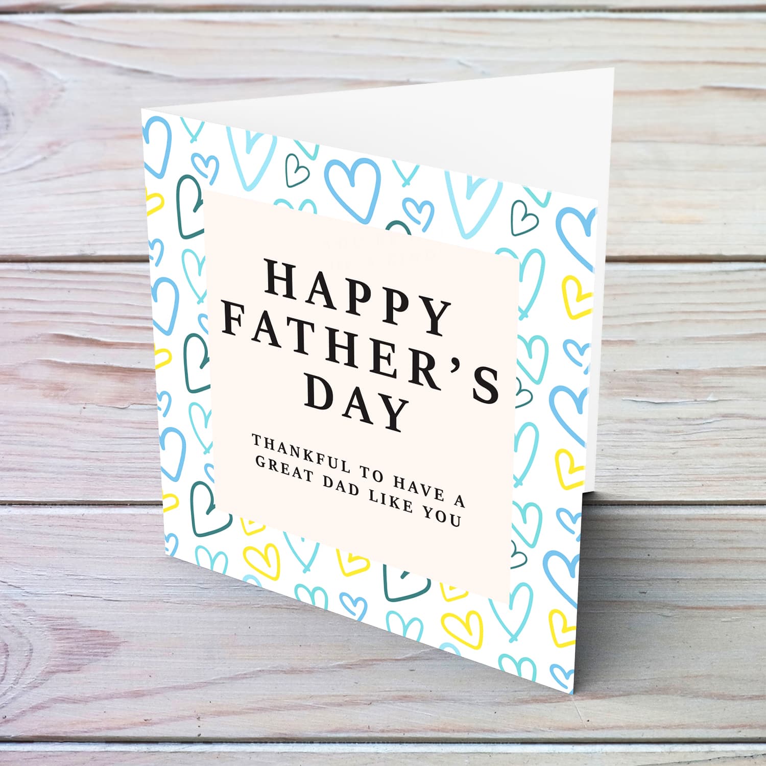 A beautiful father's day card for dad featuring a heart themed background in English