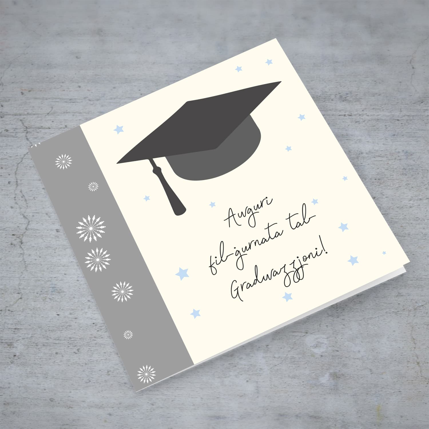 Graduation hat card with blue stars in Maltese