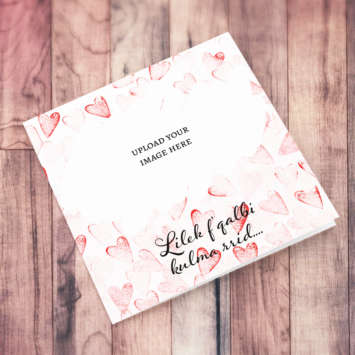 A heart themed open photo card with a special message in Maltese