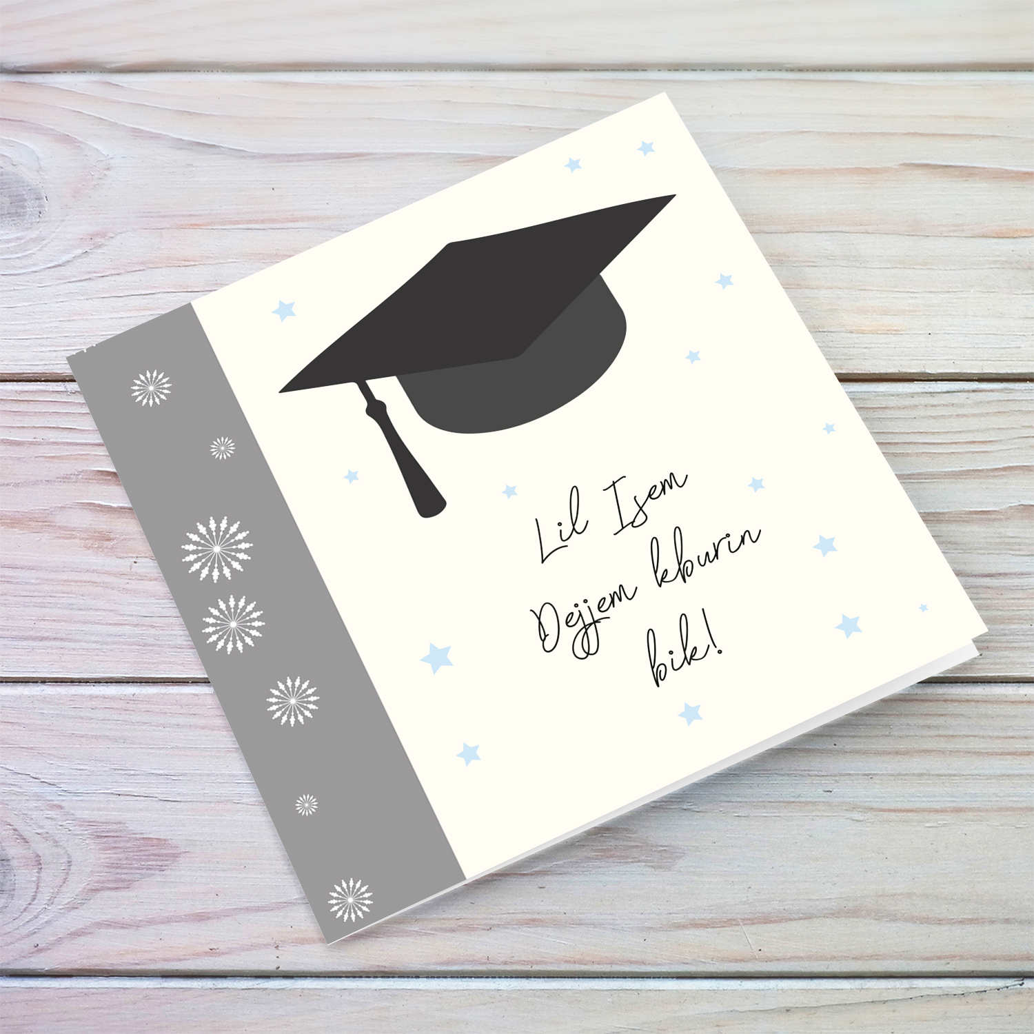 Graduation hat card with scattered blue stars in Maltese (Personalisable)