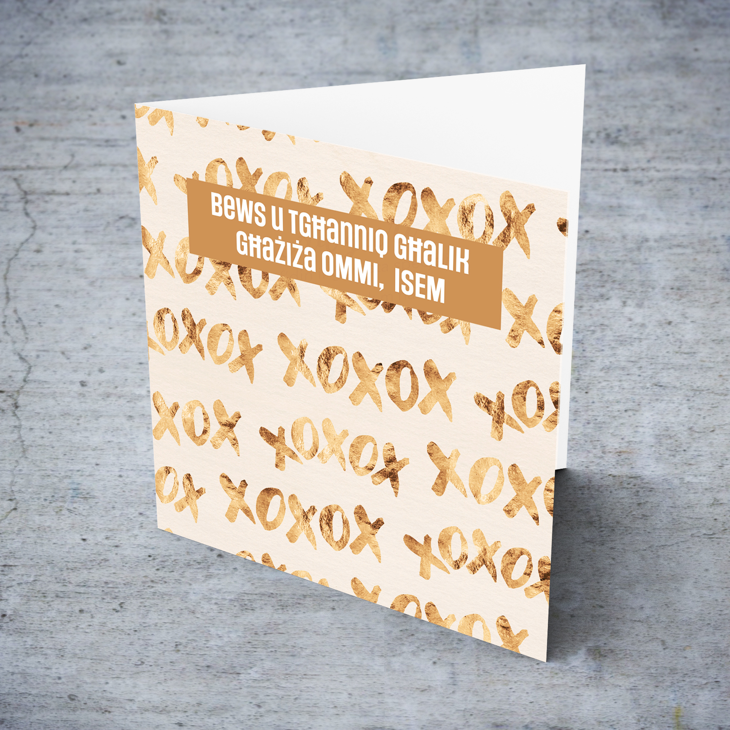 XOXO background mother's day personalisable card for Mother in Maltese