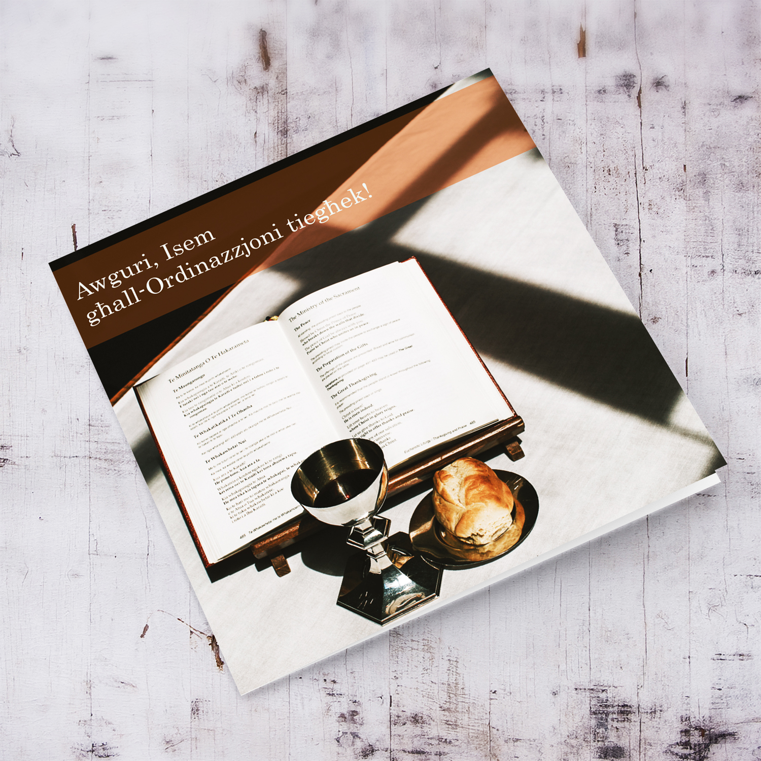 Ordination Card with chalice, bread & holy bible in Maltese (Personalisable)