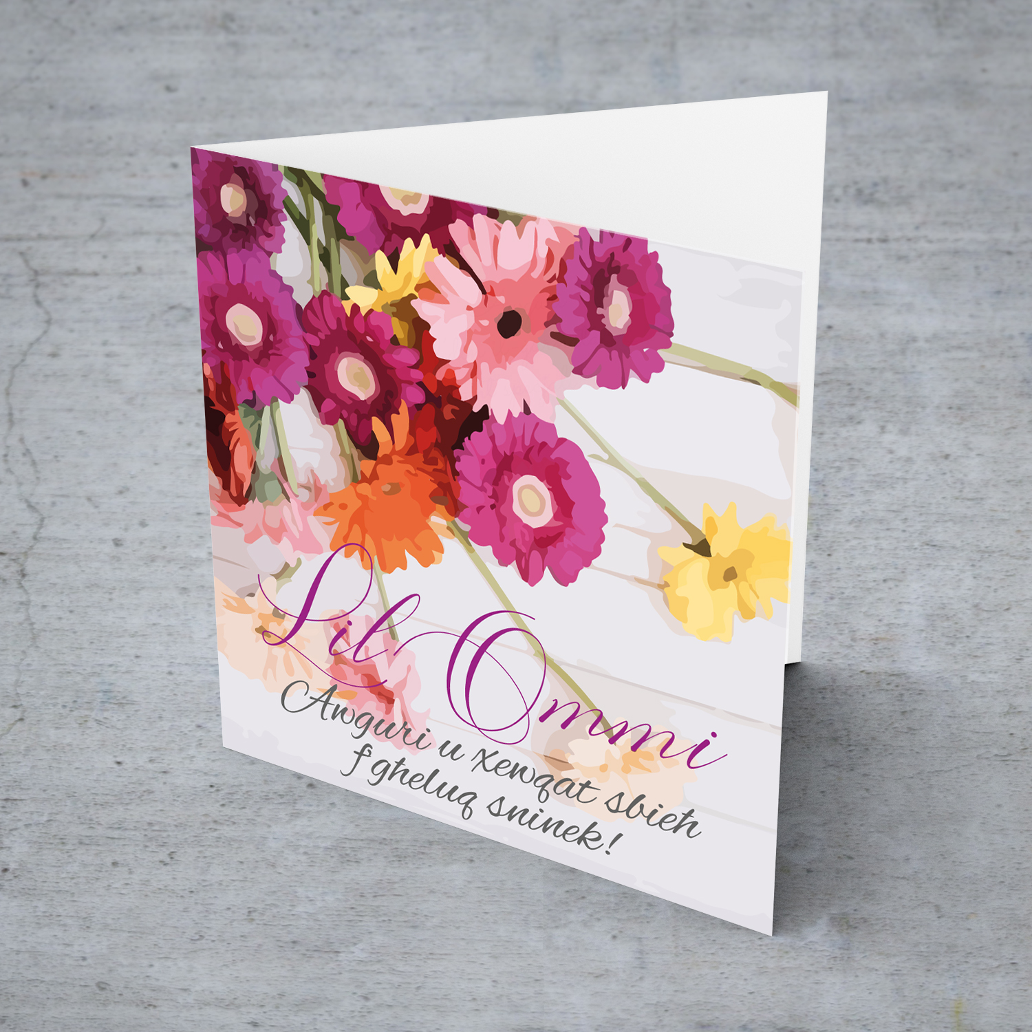 Flower themed birthday card for mother in Maltese