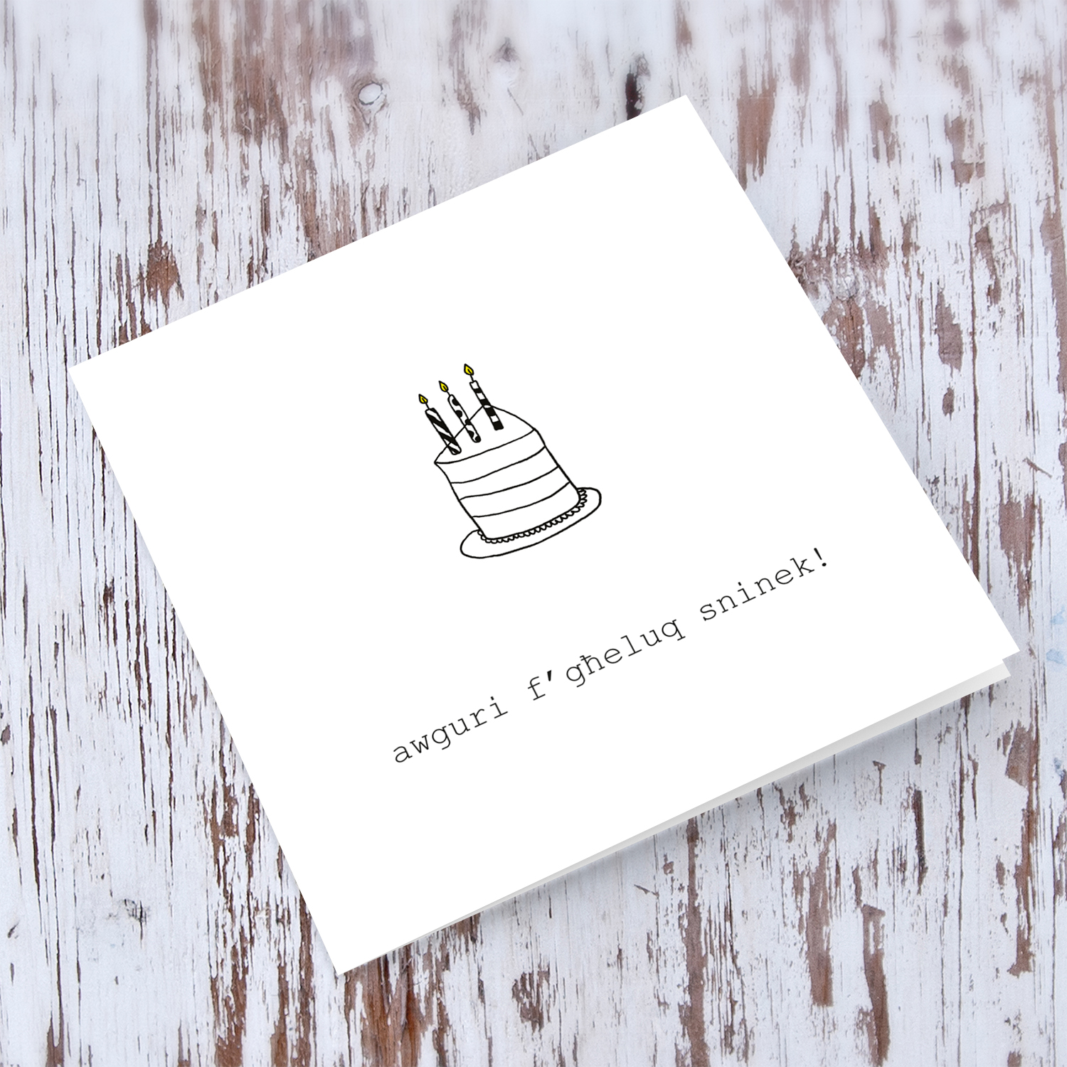 Minimalist Birthday cake card with 3 candles in Maltese