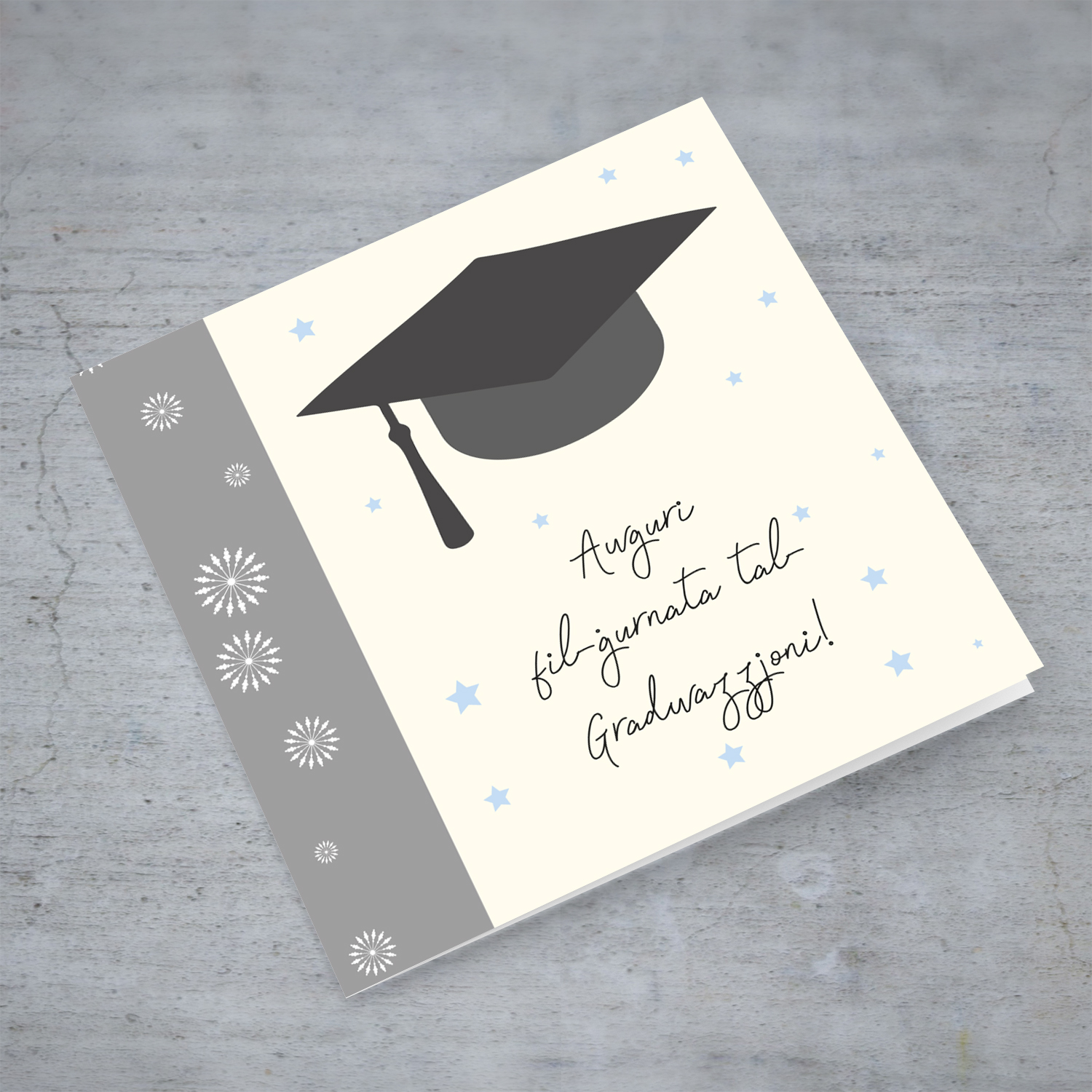 Graduation hat card with blue stars in Maltese
