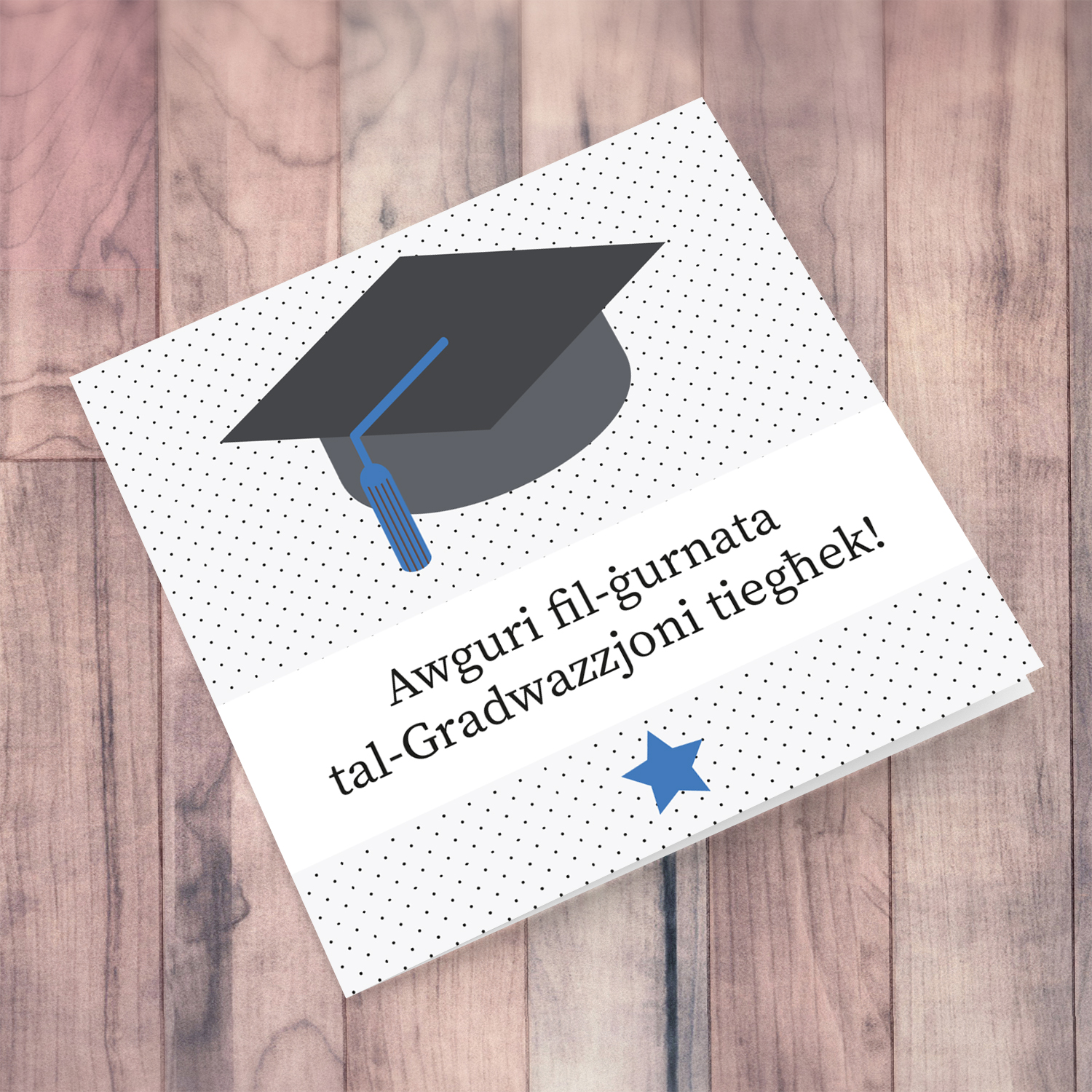 Graduation hat card with dotted background and blue star in Maltese