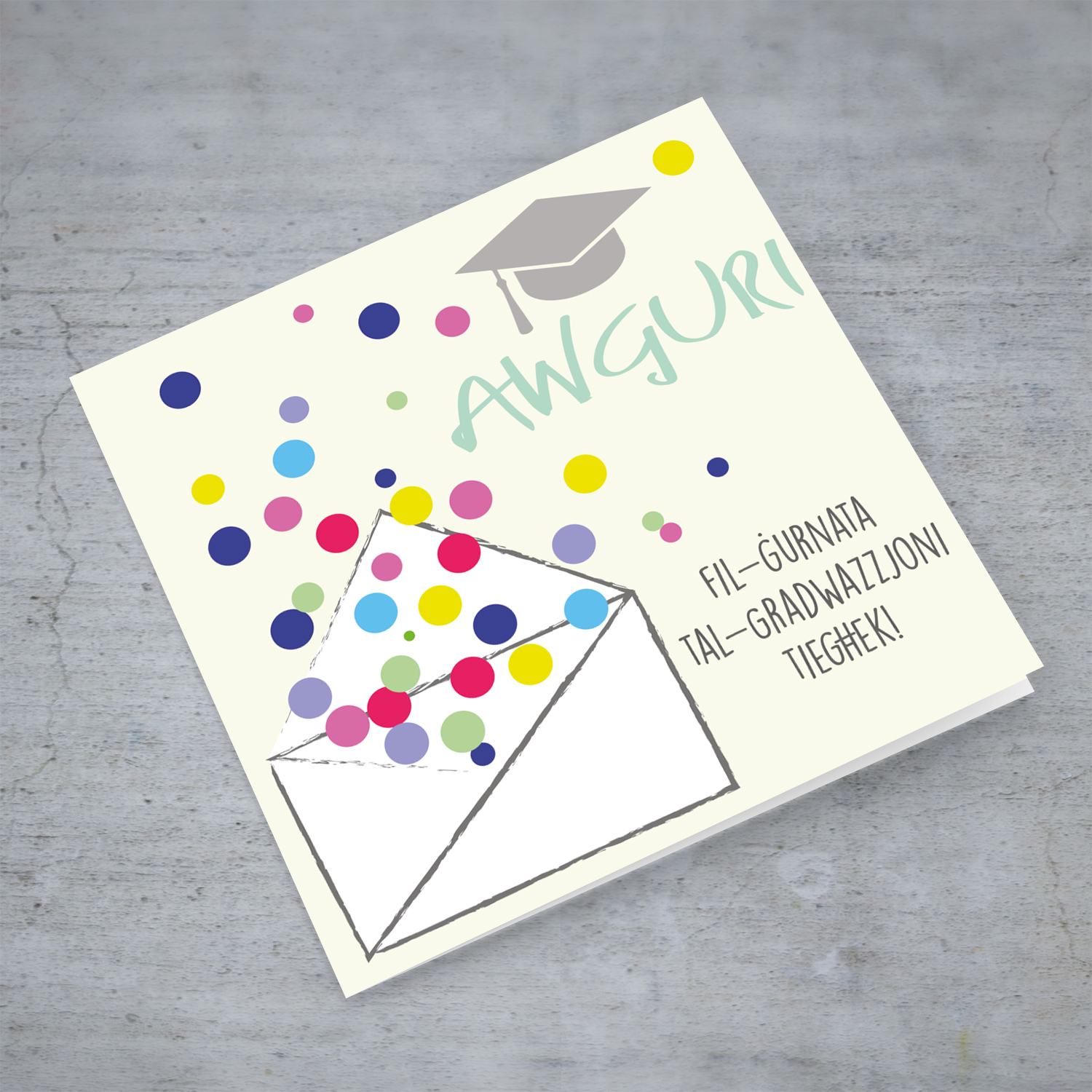 Colourful graduation card with graduation hat in Maltese