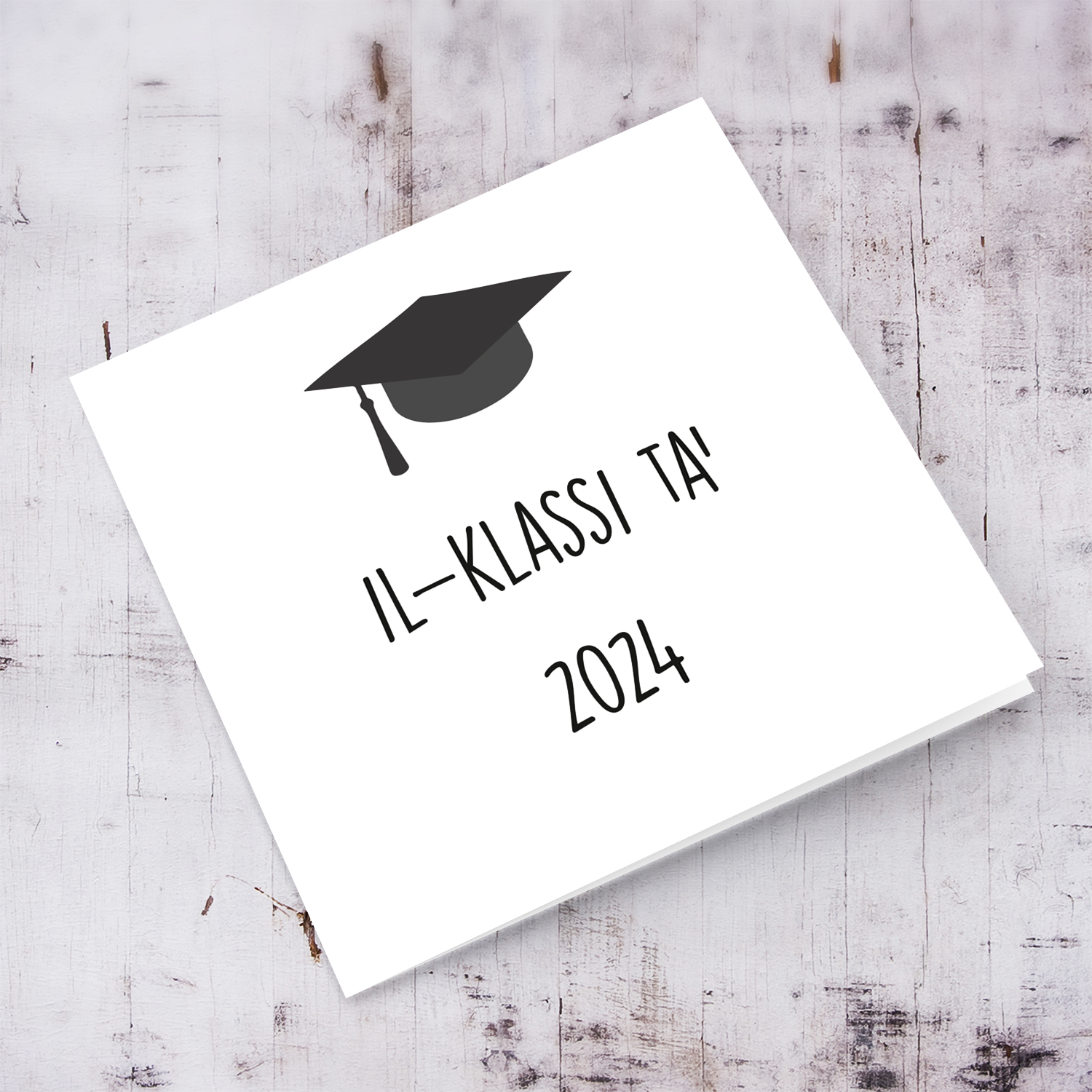 Minimalist Graduation Card with Graduation hat in Maltese
