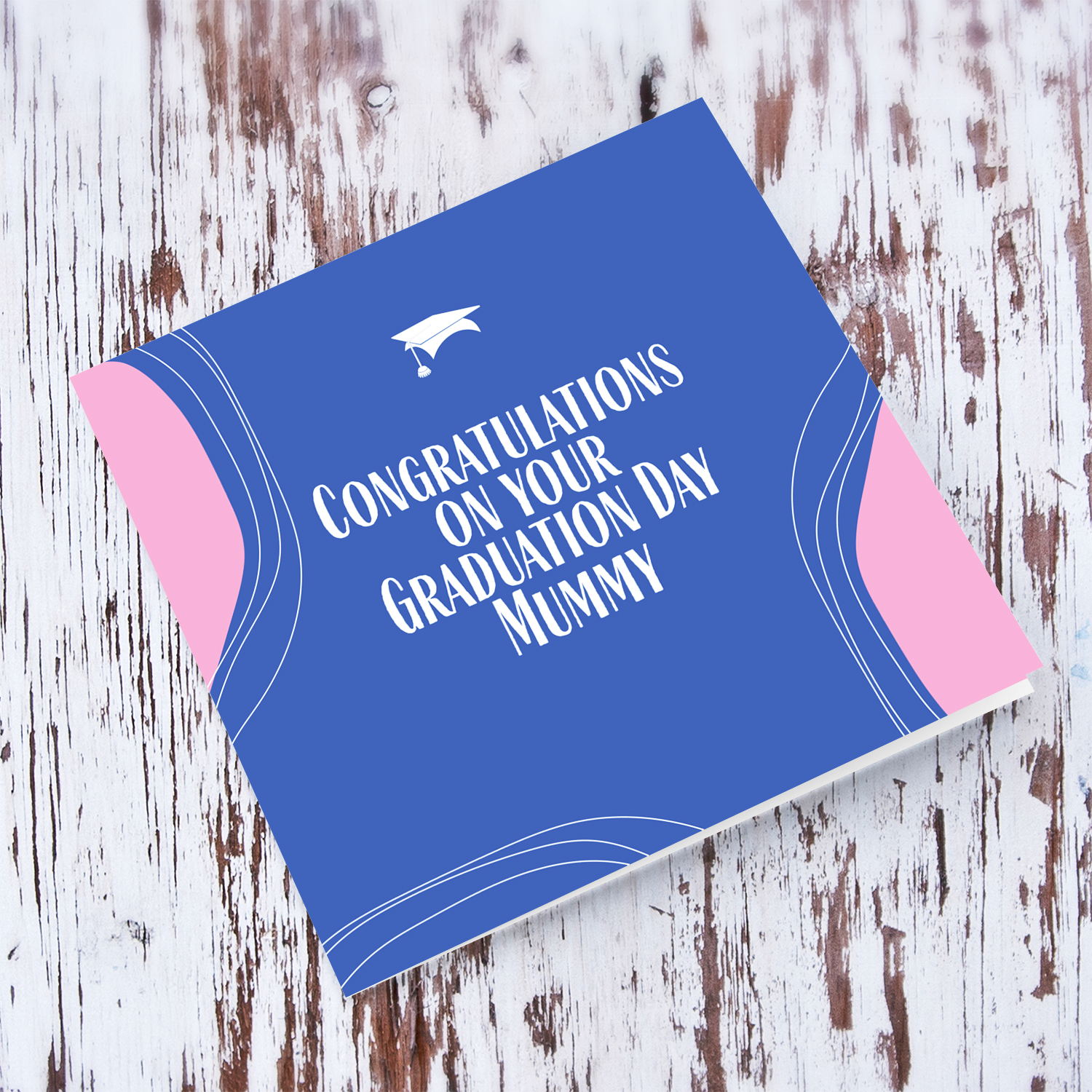 Modern background in blue with yellow touches & graduation hat for Mummy in English
